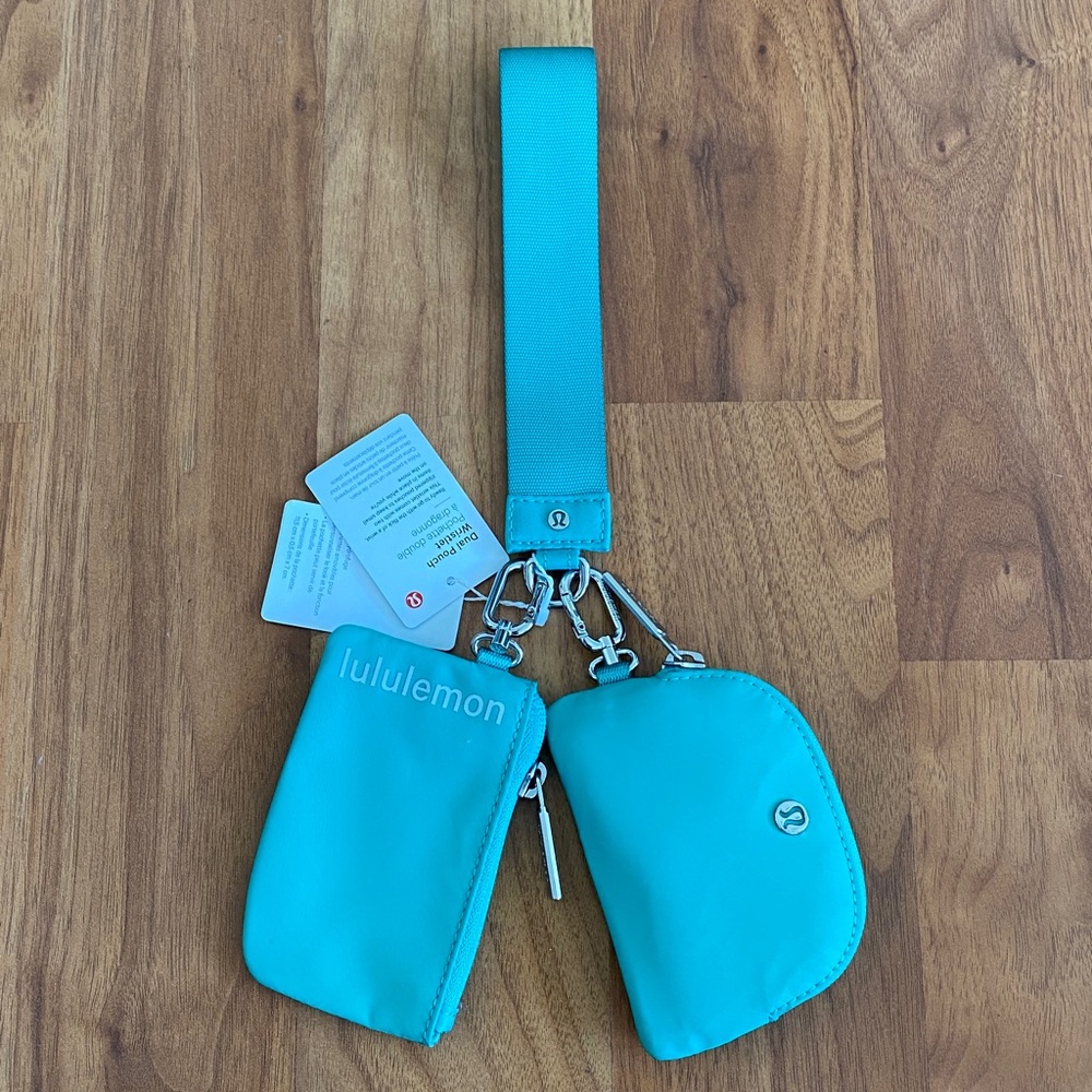 ❤️ Lululemon Dual Pouch Wristlet Green PDGR/VPOR NWT